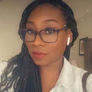 Meet your Posher, Tiffany